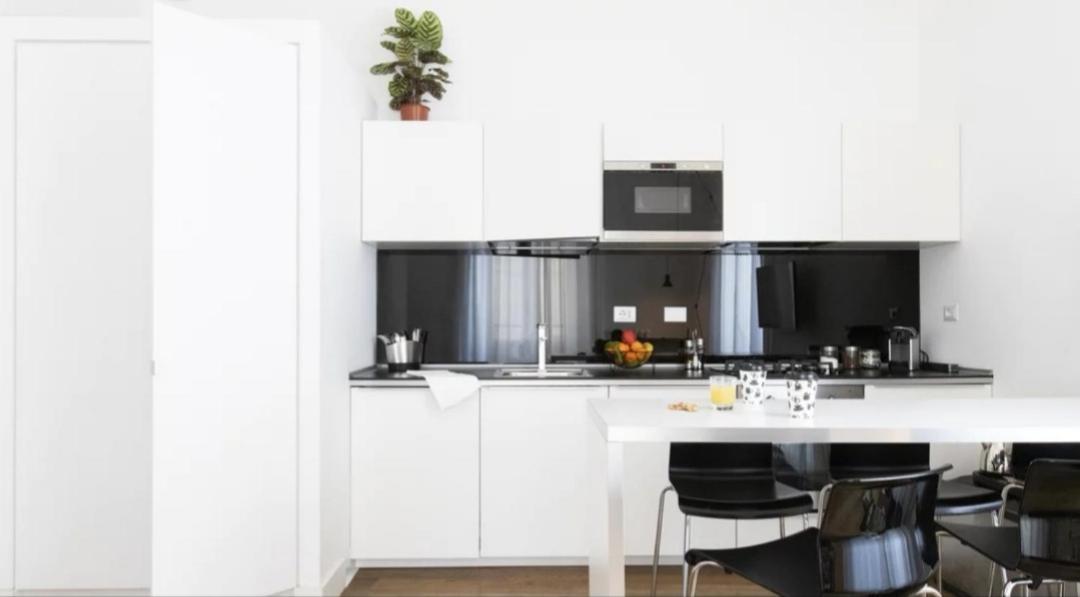 App Leoncino Design Apartment In Rome Apartment Rom